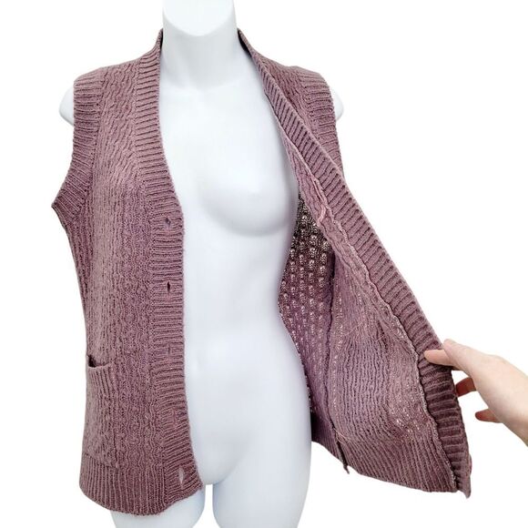 2/$20 Vintage Knitted Purple Buttons Down Vest Sweater Size: M - Picture 2 of 7